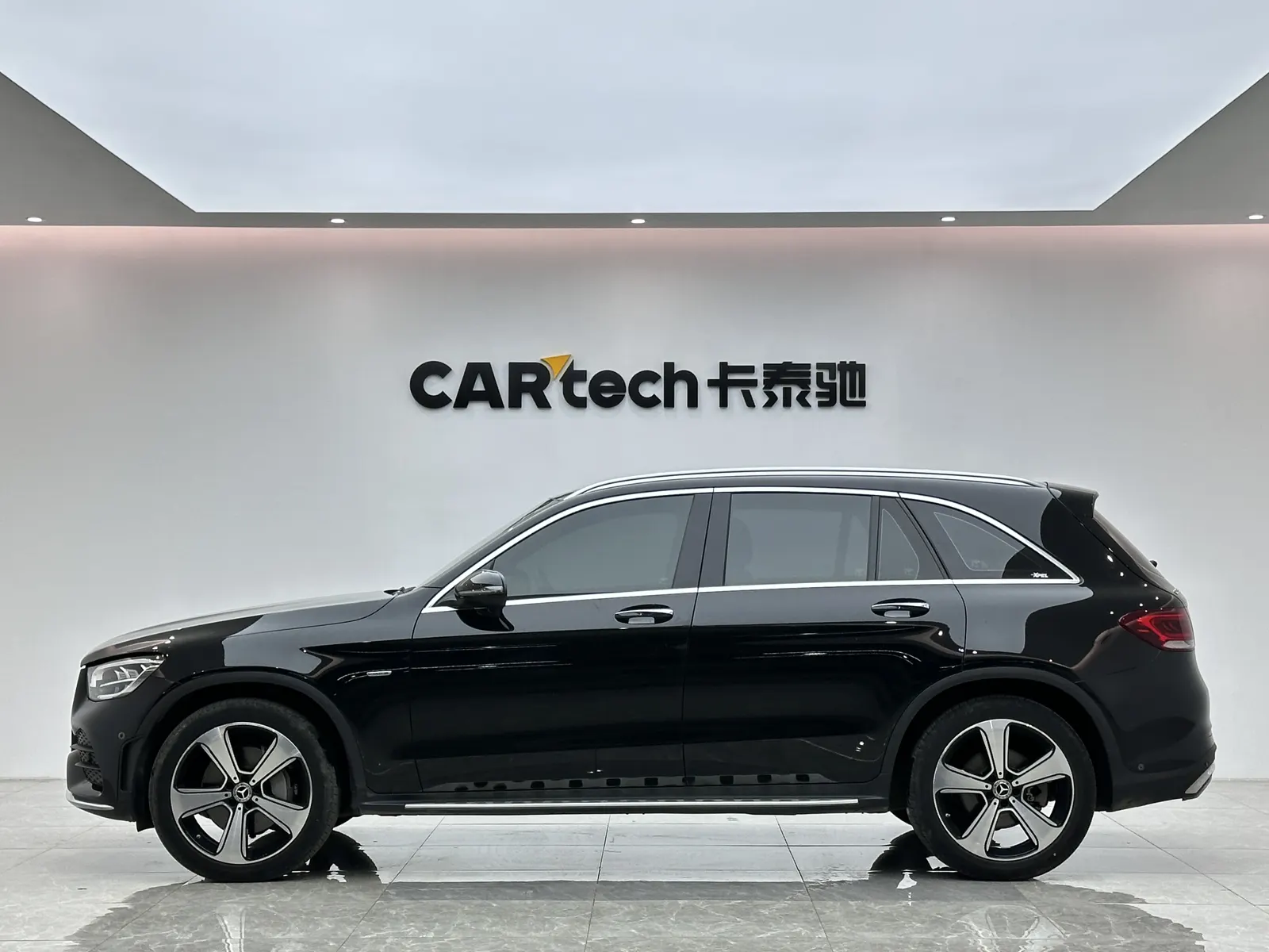 Mercedes-Benz GLC 300 L, 2022 2
