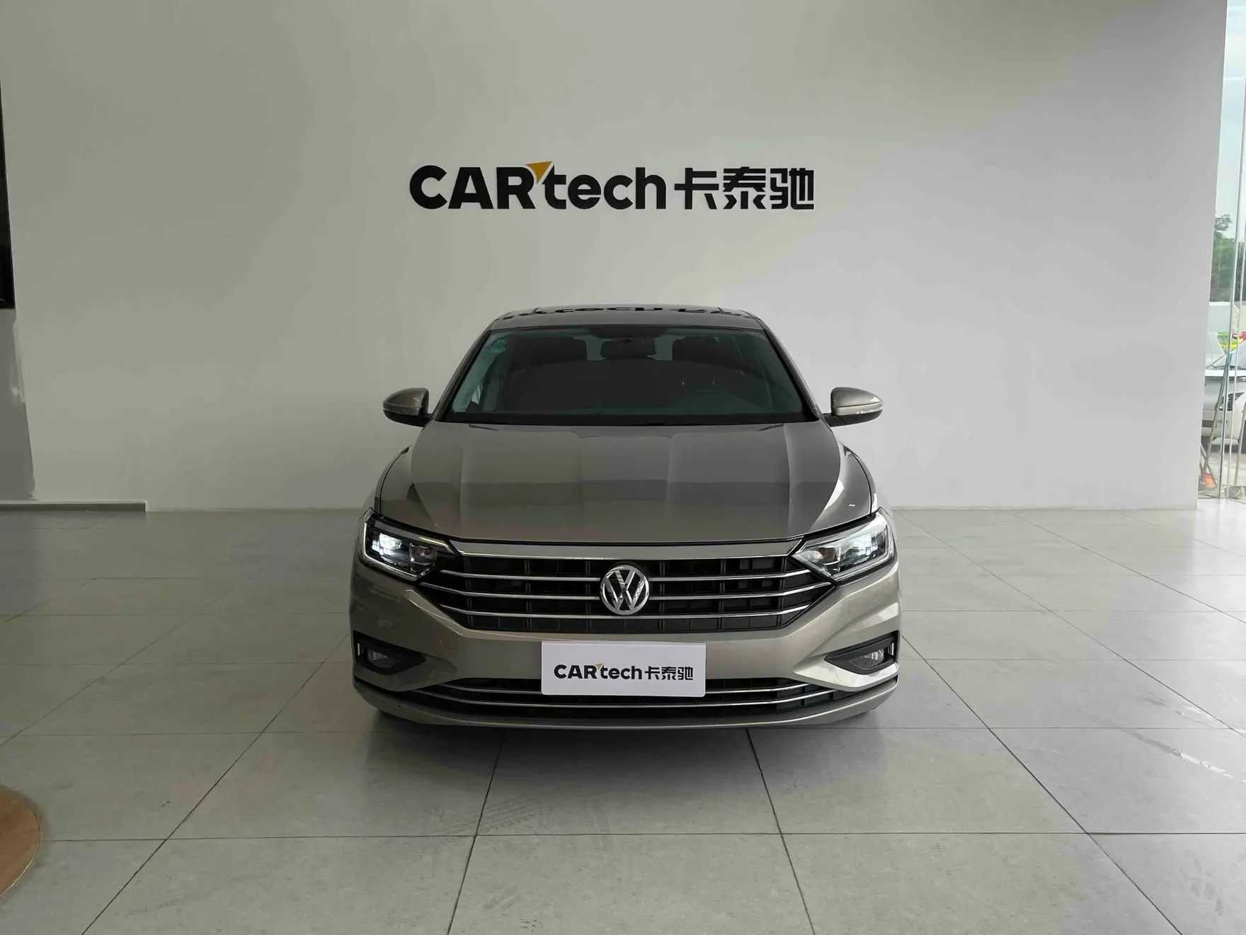 Volkswagen Sagitar, 2020 2