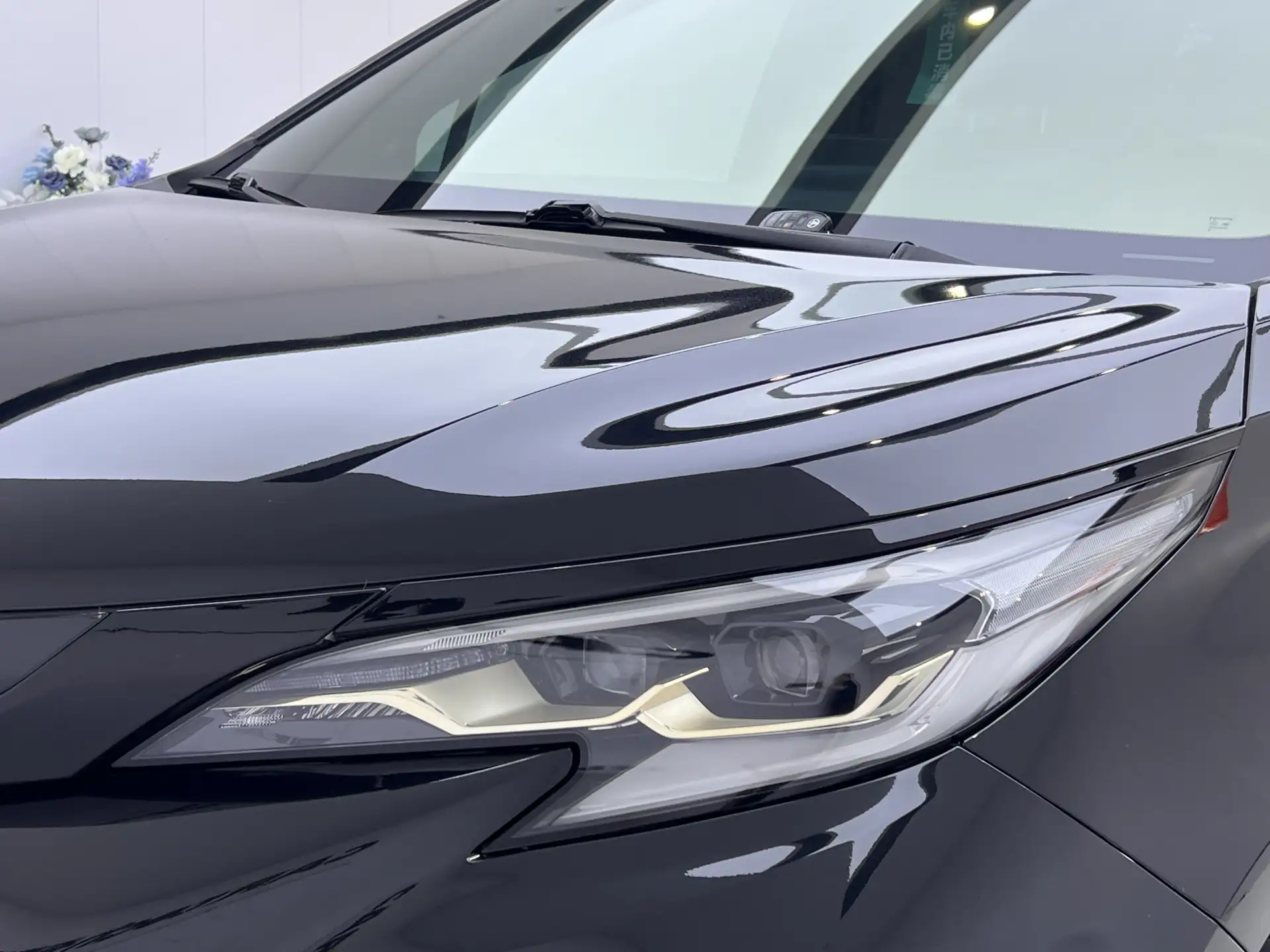 Toyota Granvia, 2023 8