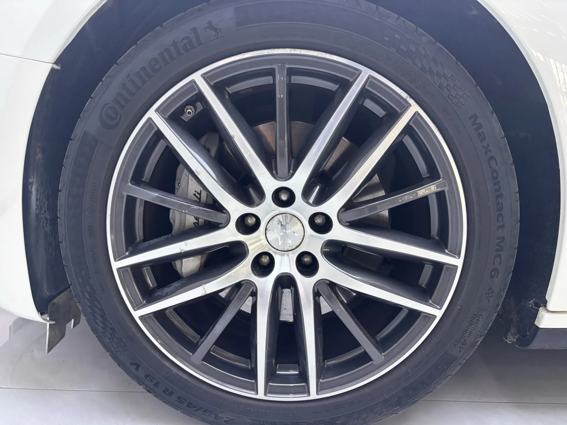 Maserati Ghibli, 2016 11