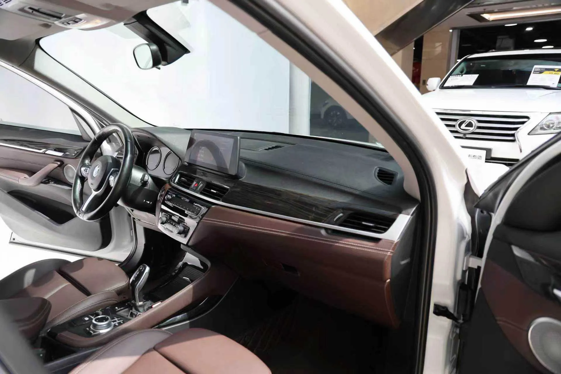 BMW X1, 2022 11