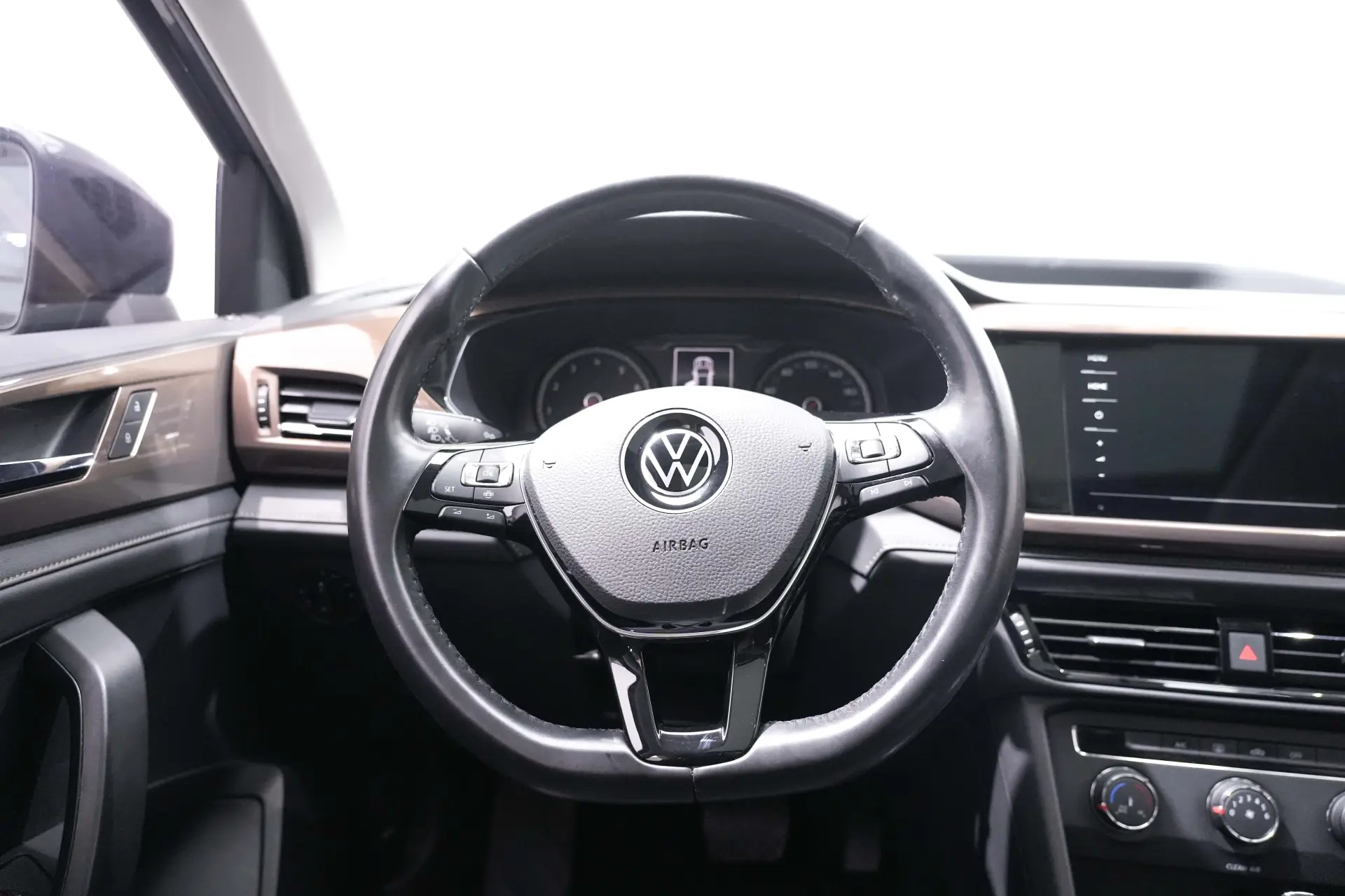 Volkswagen Tharu, 2022 16