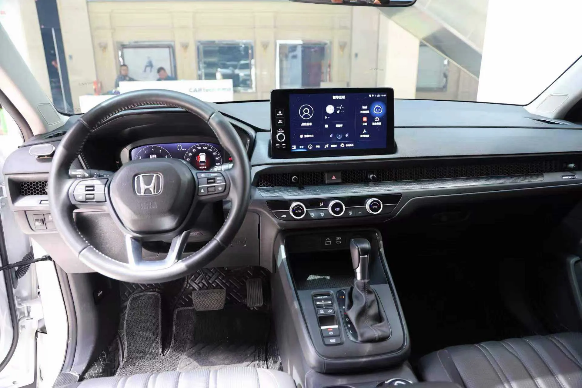 Honda Breeze, 2024 13