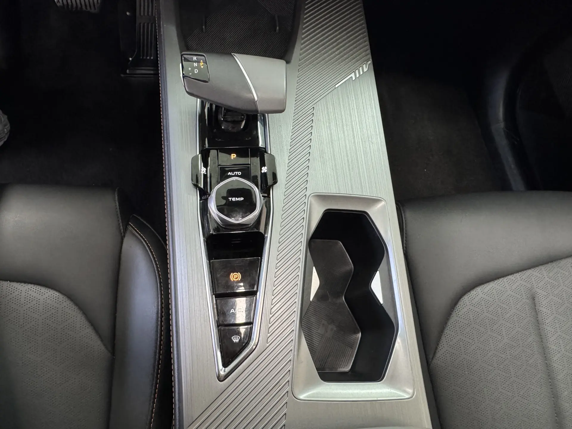Changan Z6, 2023 9
