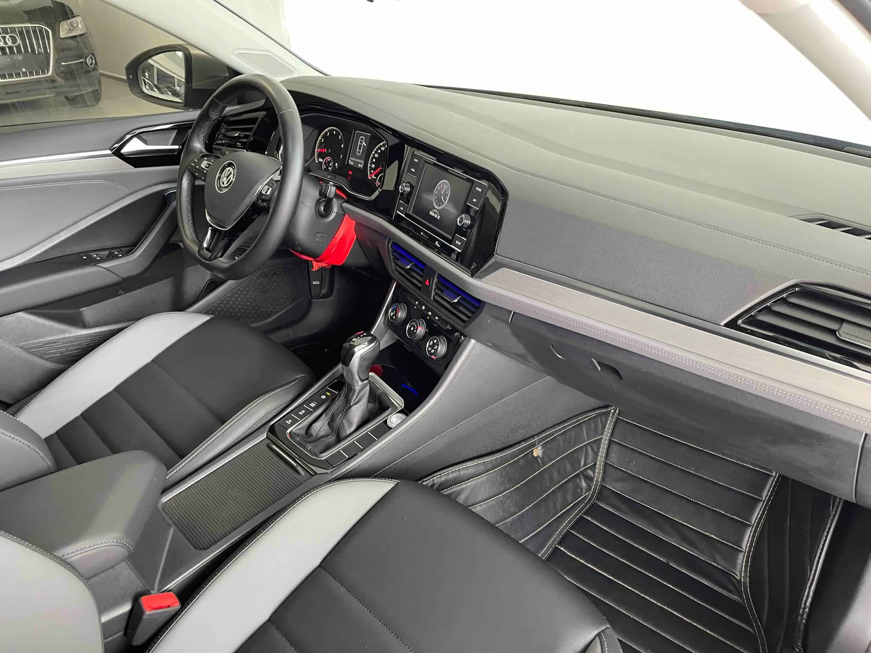 Volkswagen Sagitar, 2020 20