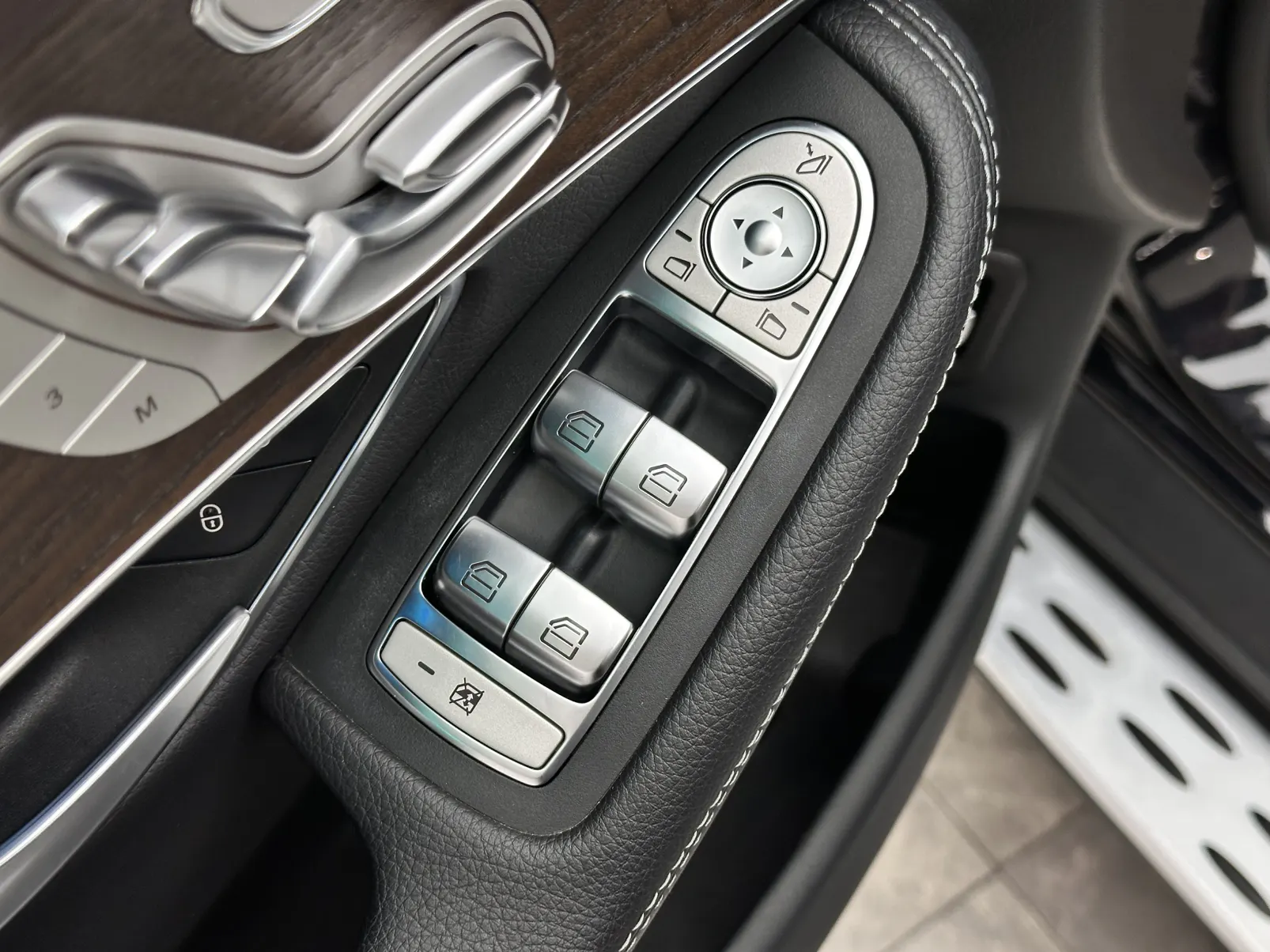 Mercedes-Benz GLC 300 L, 2022 16