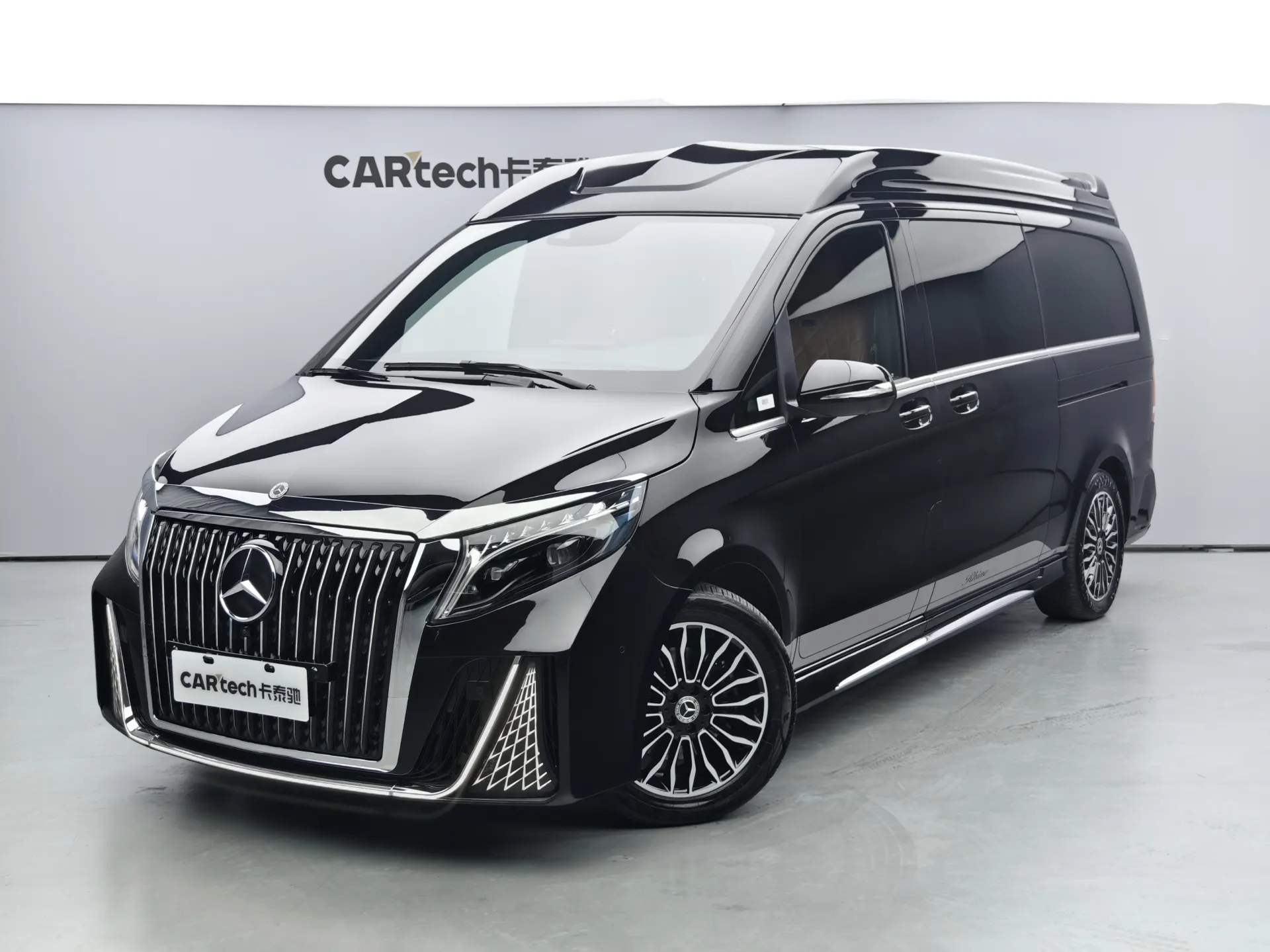 Mercedes-Benz Rhine Traveller, 2024 2
