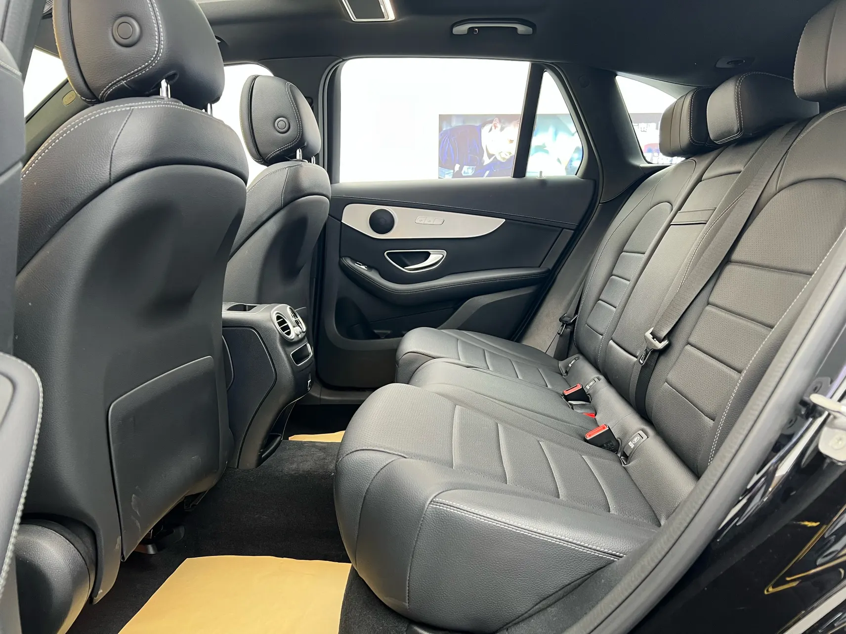 Mercedes-Benz GLC 260 L, 2021 28