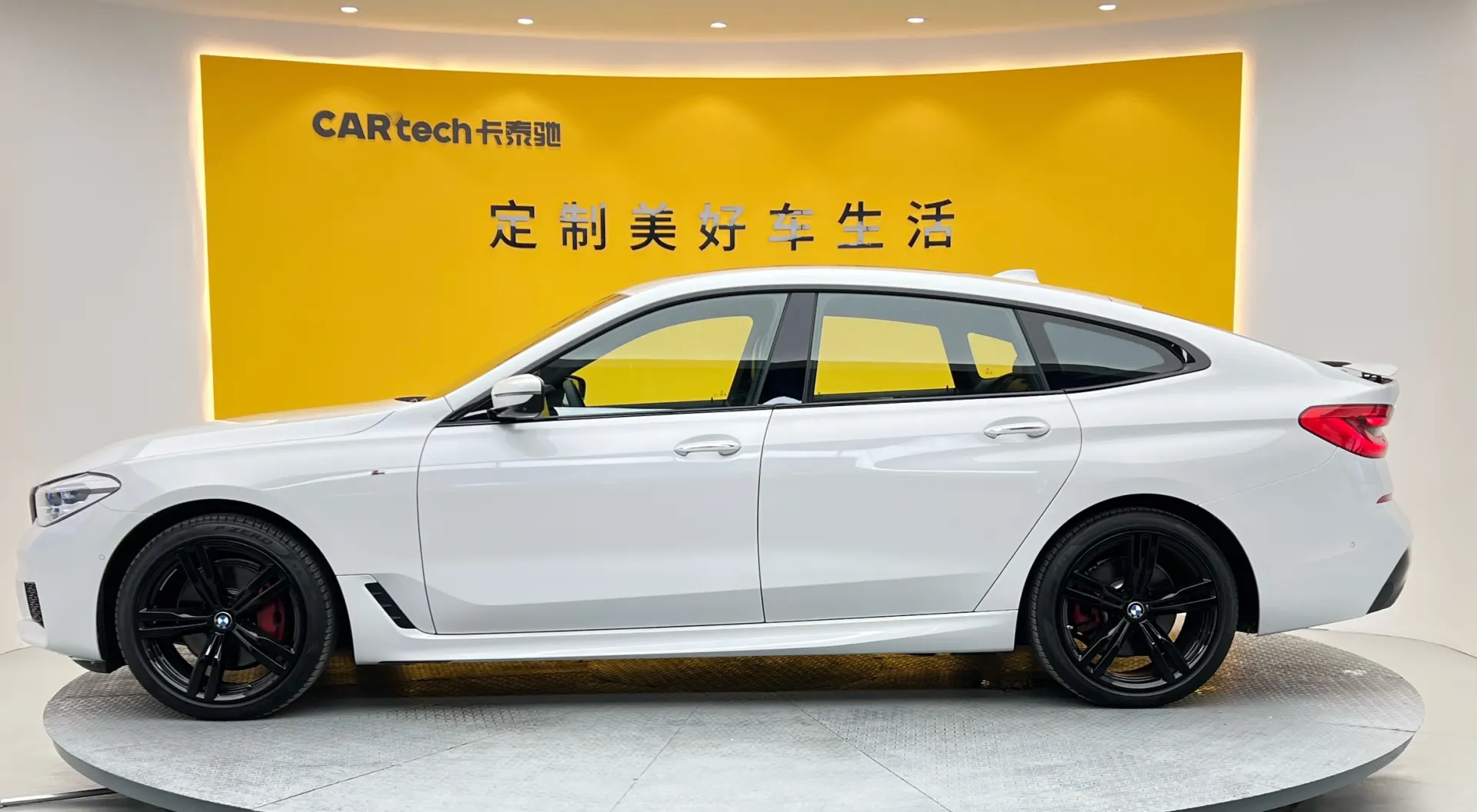 BMW 6GT, 2018 все фото