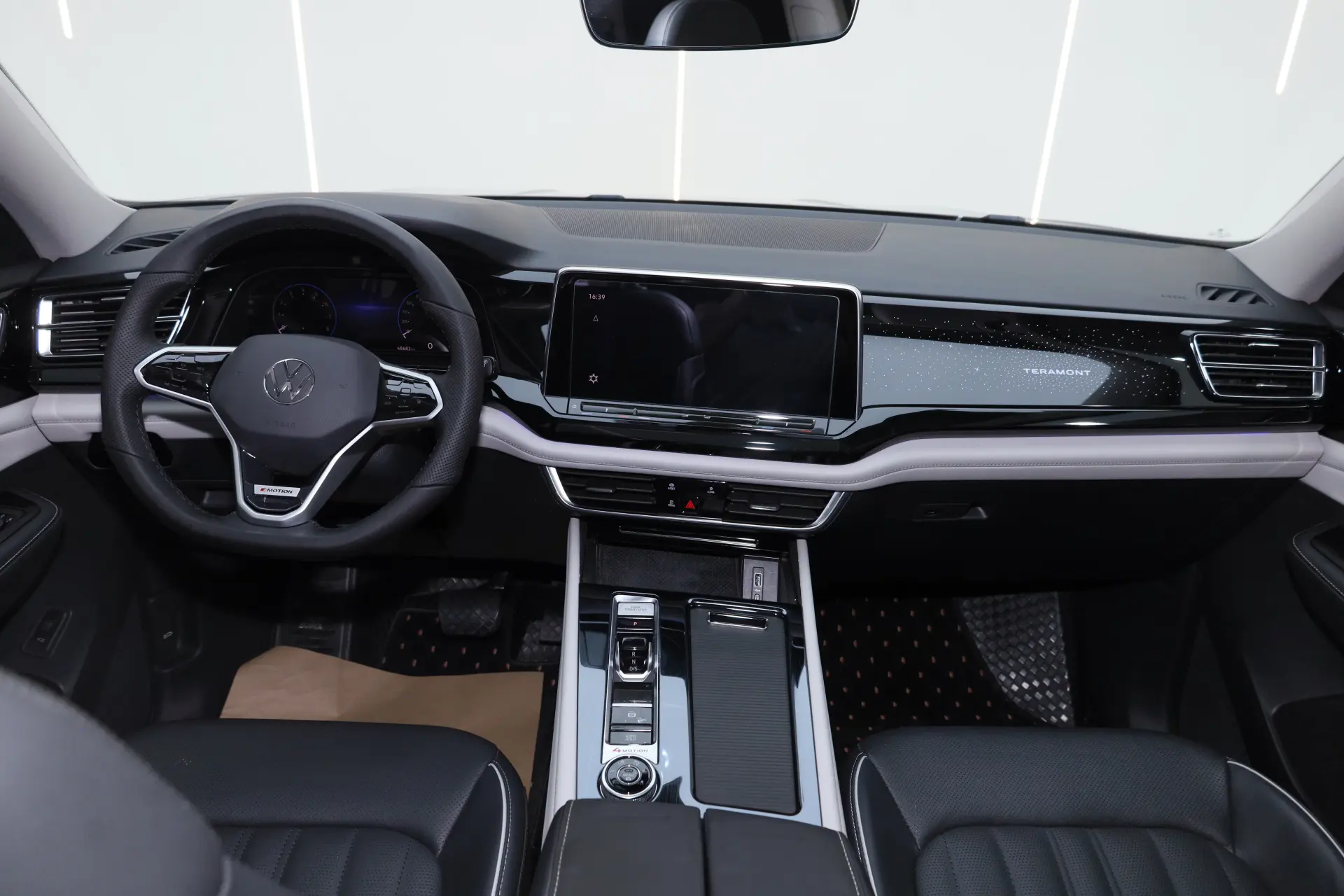 Volkswagen Teramont, 2023 15