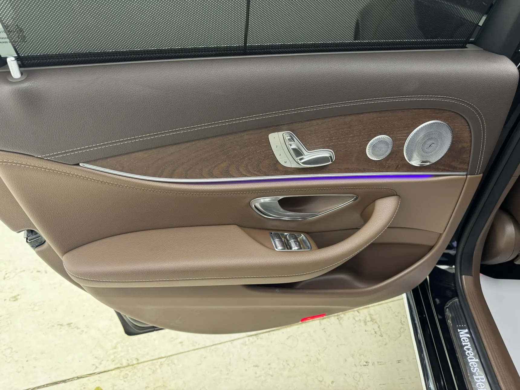 Mercedes-Benz E 300 L, 2020 18