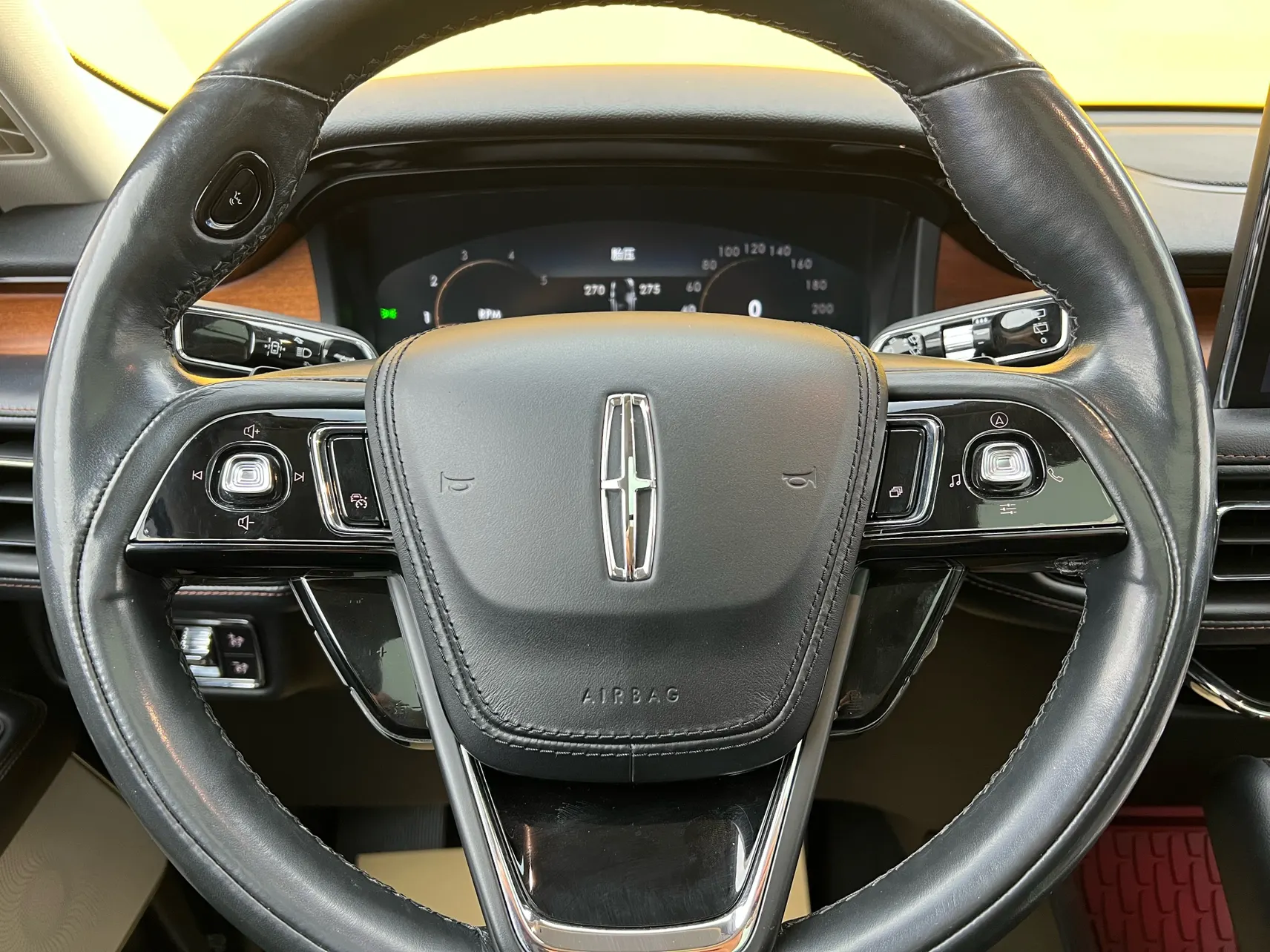 Lincoln Aviator, 2021 15