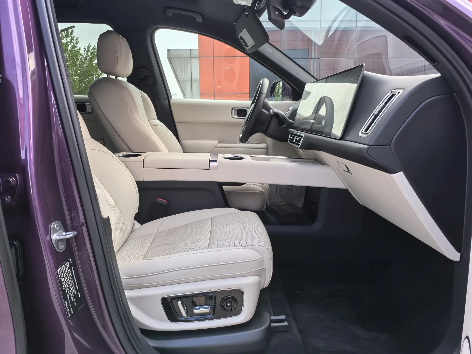 Li Auto L9, 2025 14