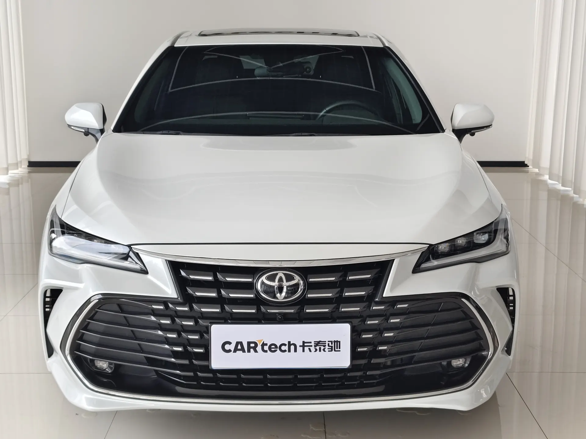 Toyota Avalon, 2023 2
