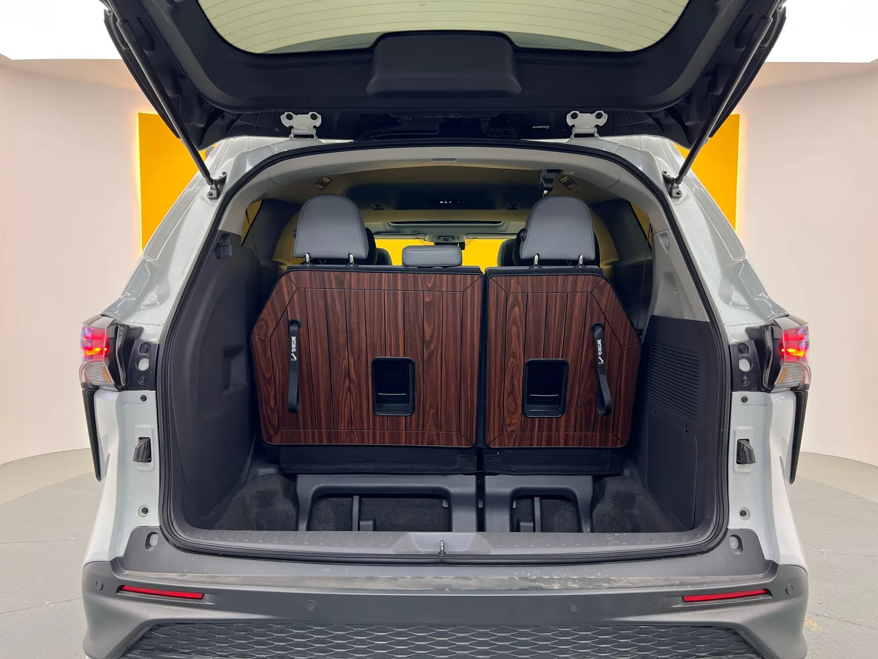Toyota Granvia, 2024 12
