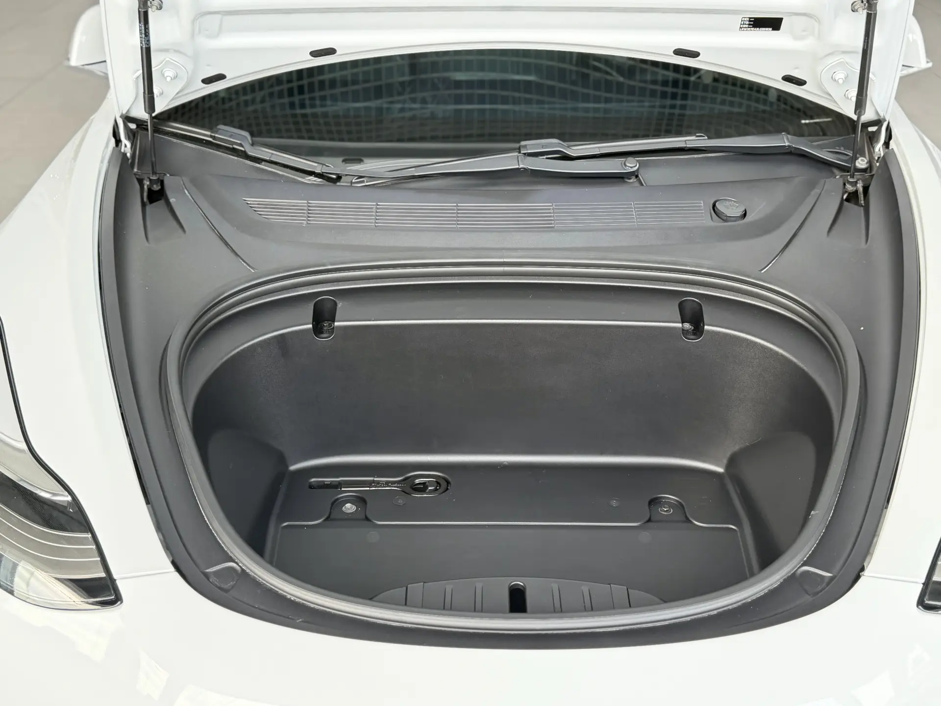 Tesla Model 3, 2020 15
