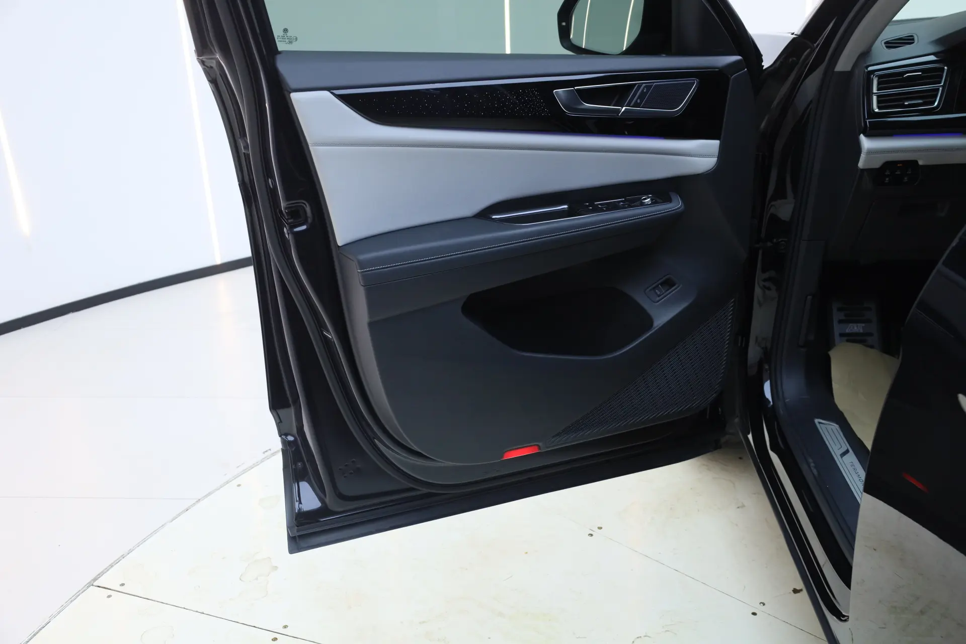 Volkswagen Teramont, 2023 27