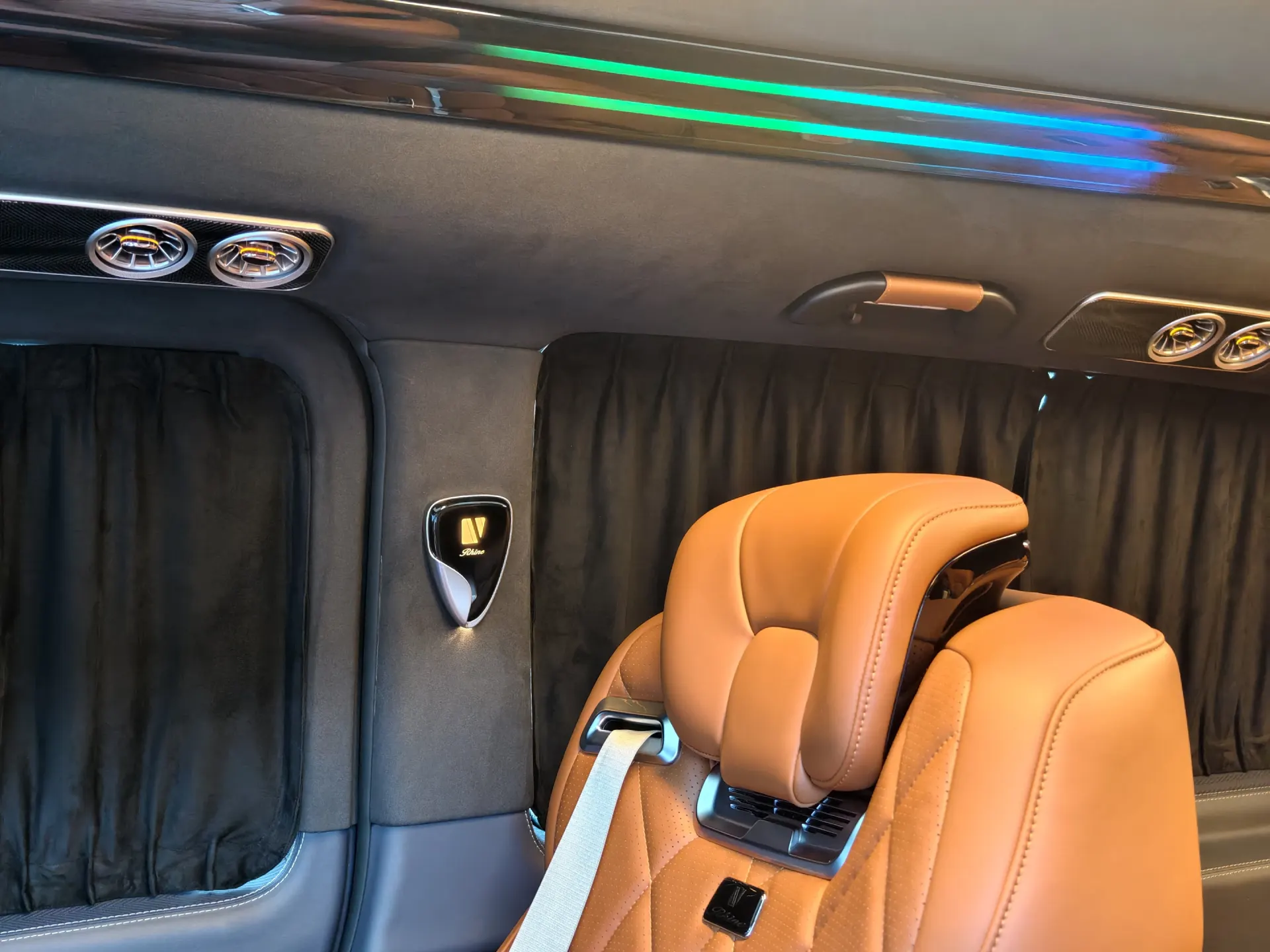 Mercedes-Benz Rhine Traveller, 2024 23