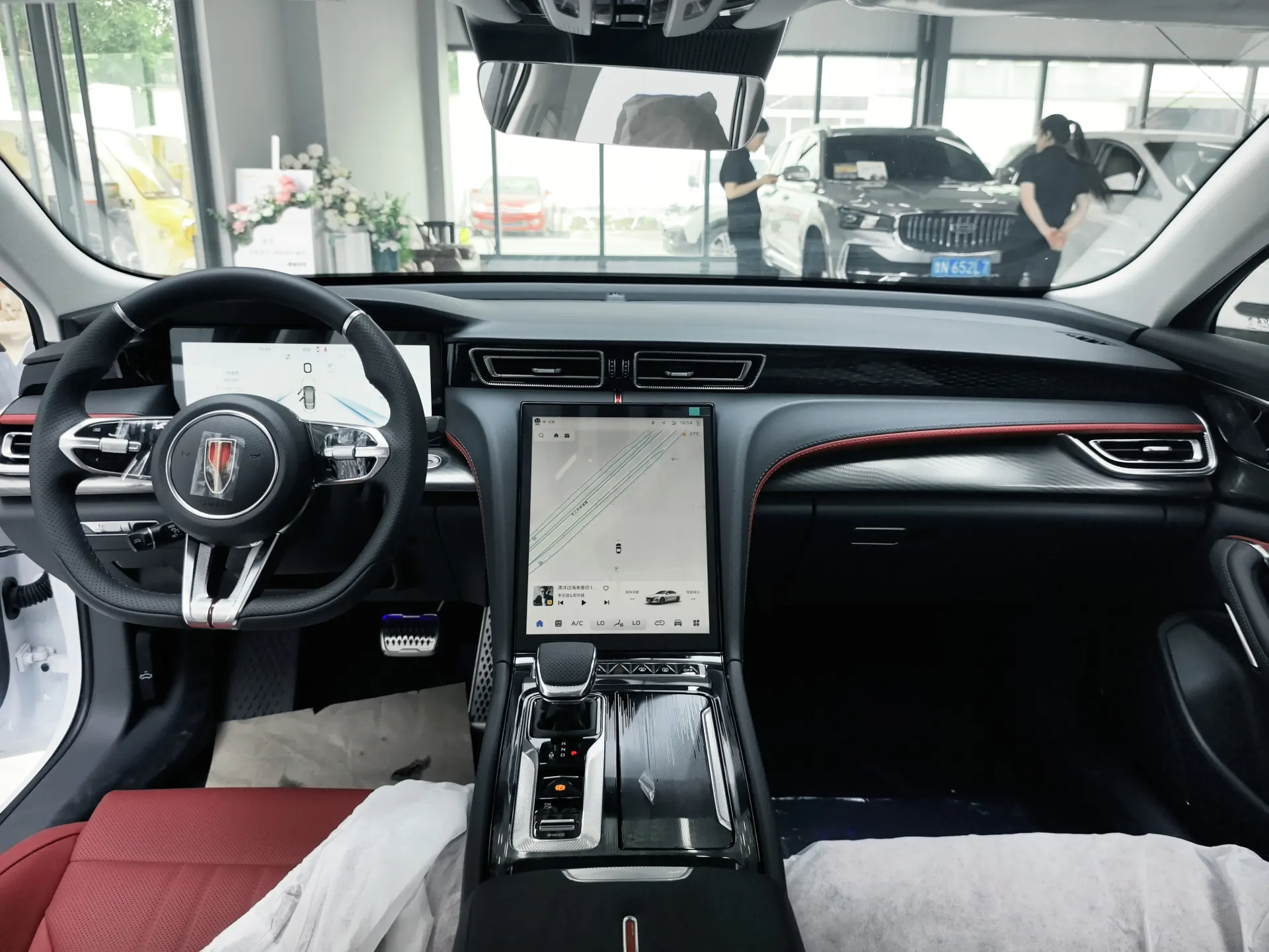 Hongqi H6, 2026 14