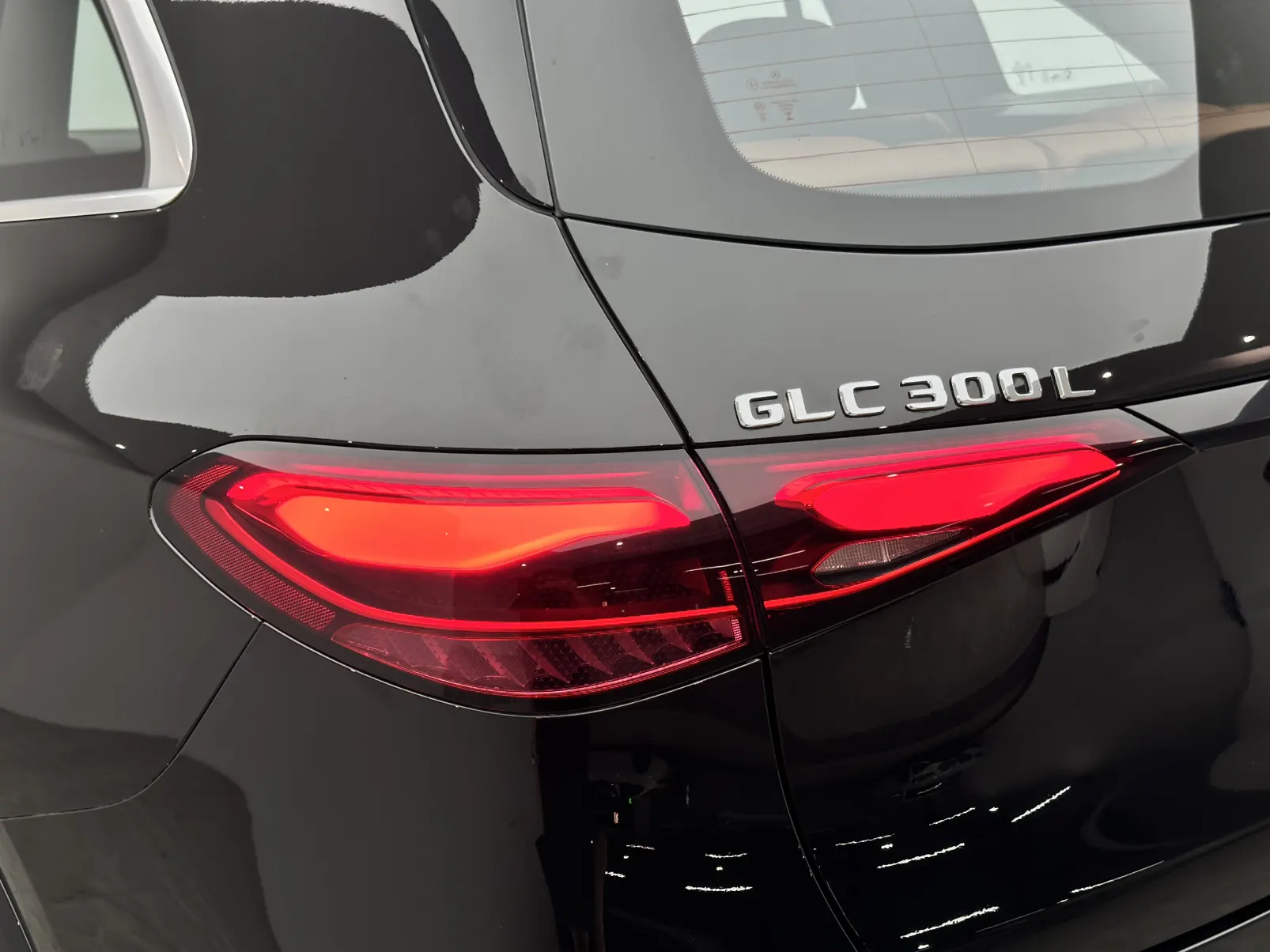 Mercedes-Benz GLC 300 L, 2023 20