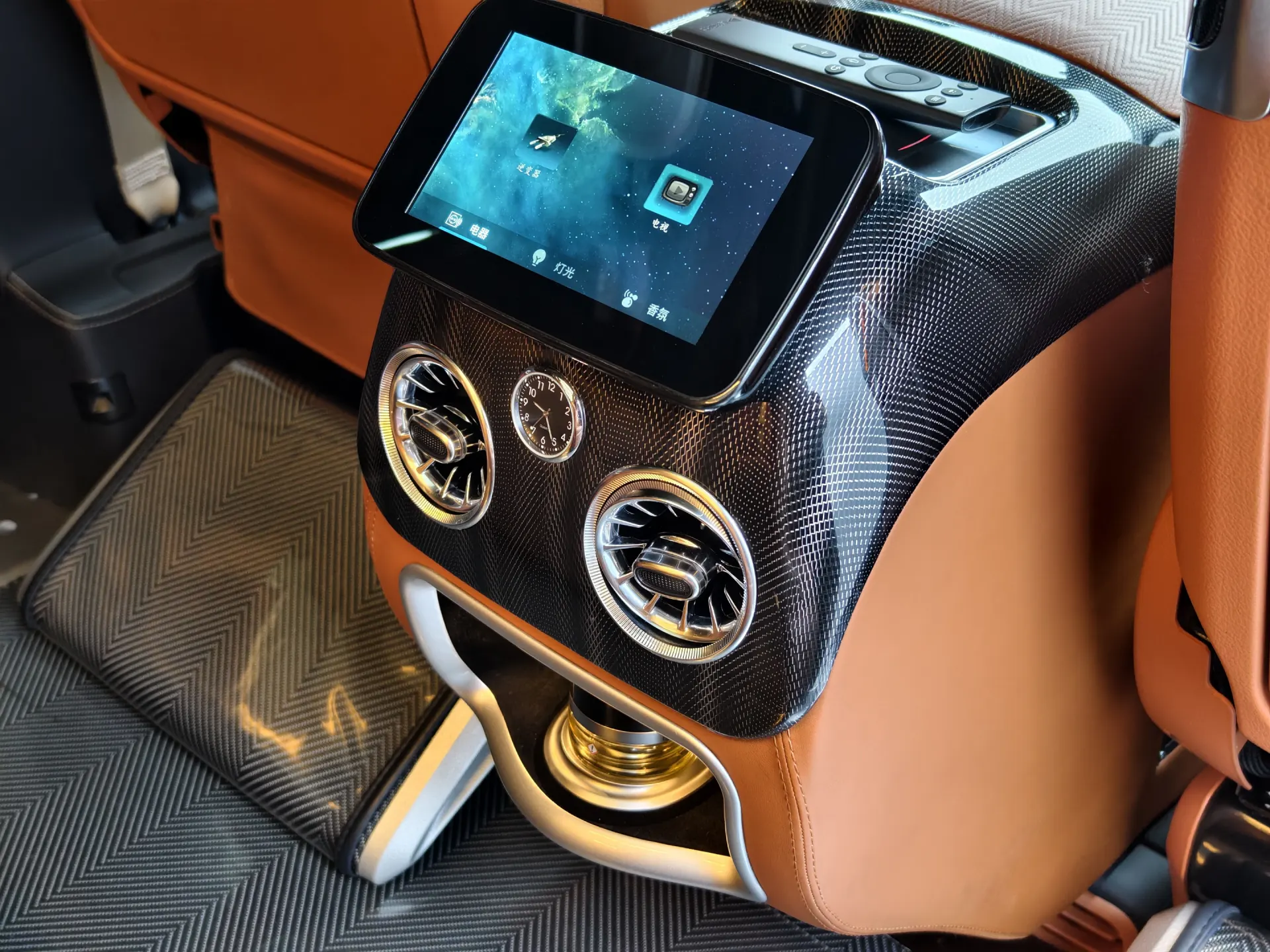 Mercedes-Benz Rhine Traveller, 2024 16