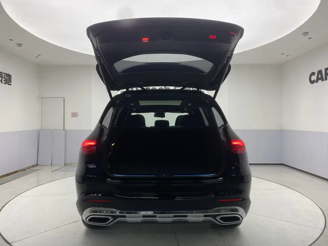 Mercedes-Benz GLC 260 L, 2025 30