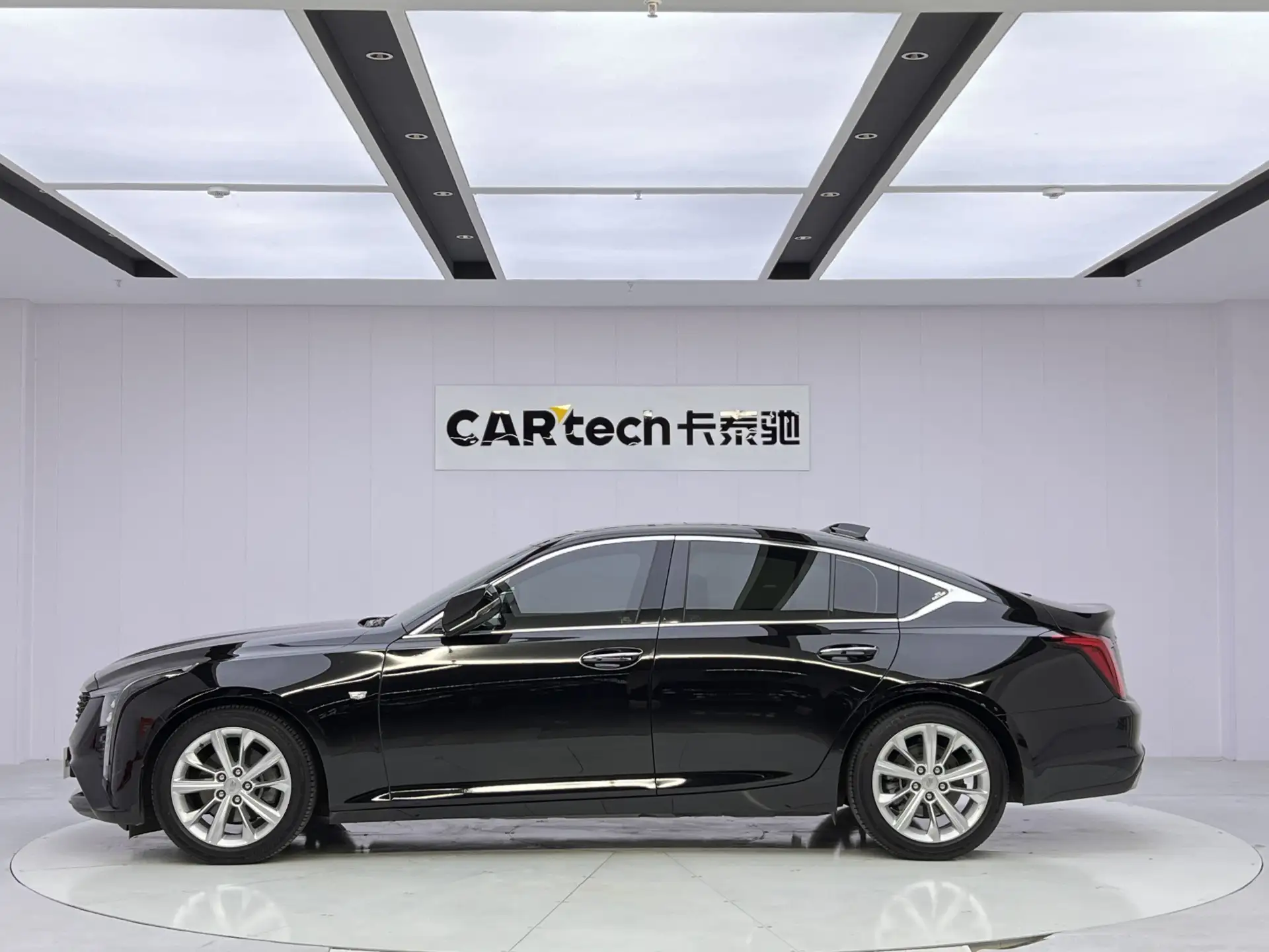 Cadillac CT5, 2024 8