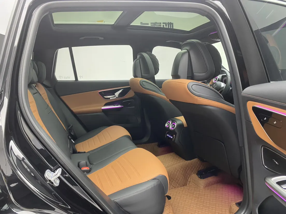 Mercedes-Benz GLC 260 L, 2025 19