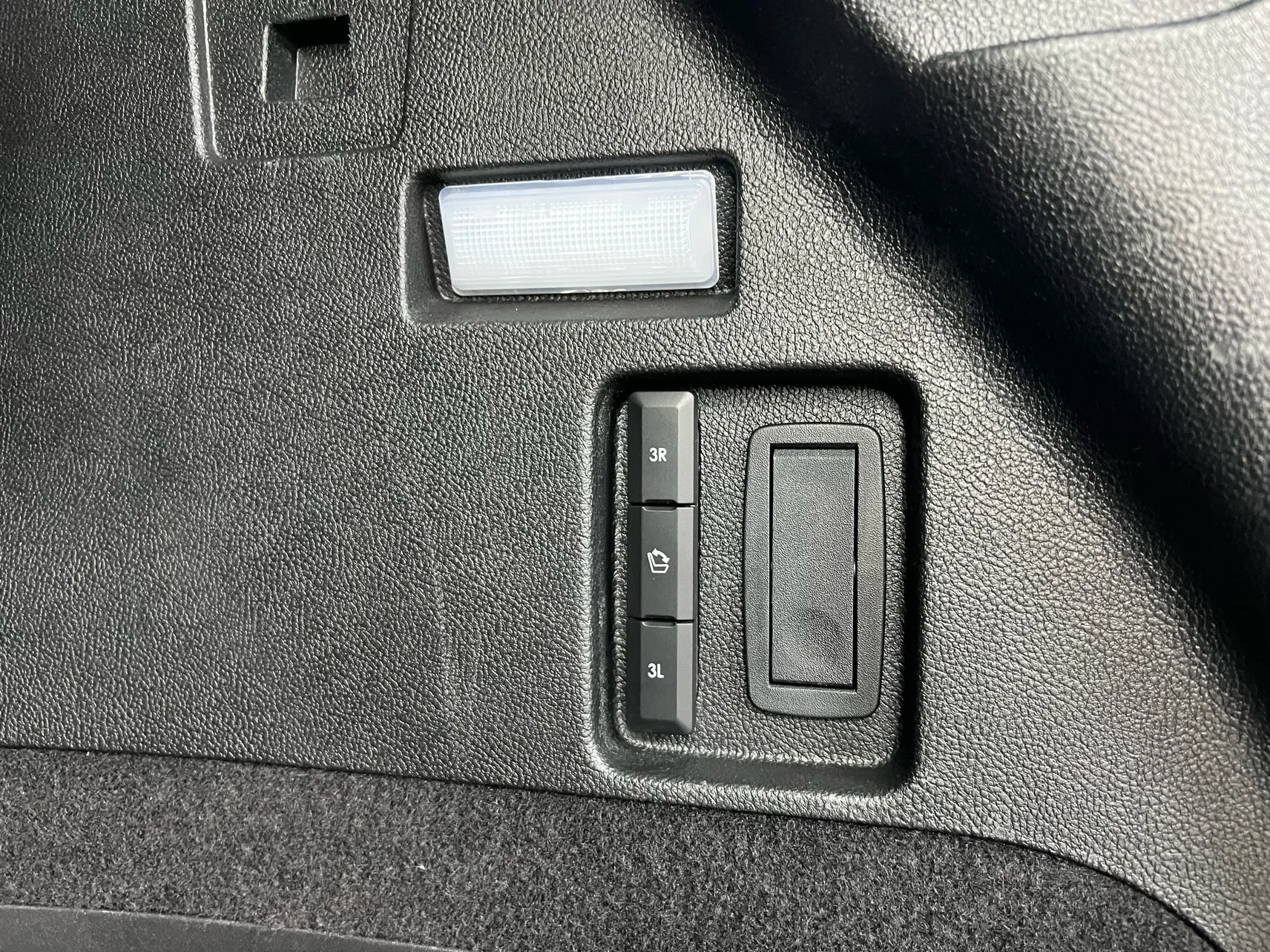 Lincoln Aviator, 2021 21