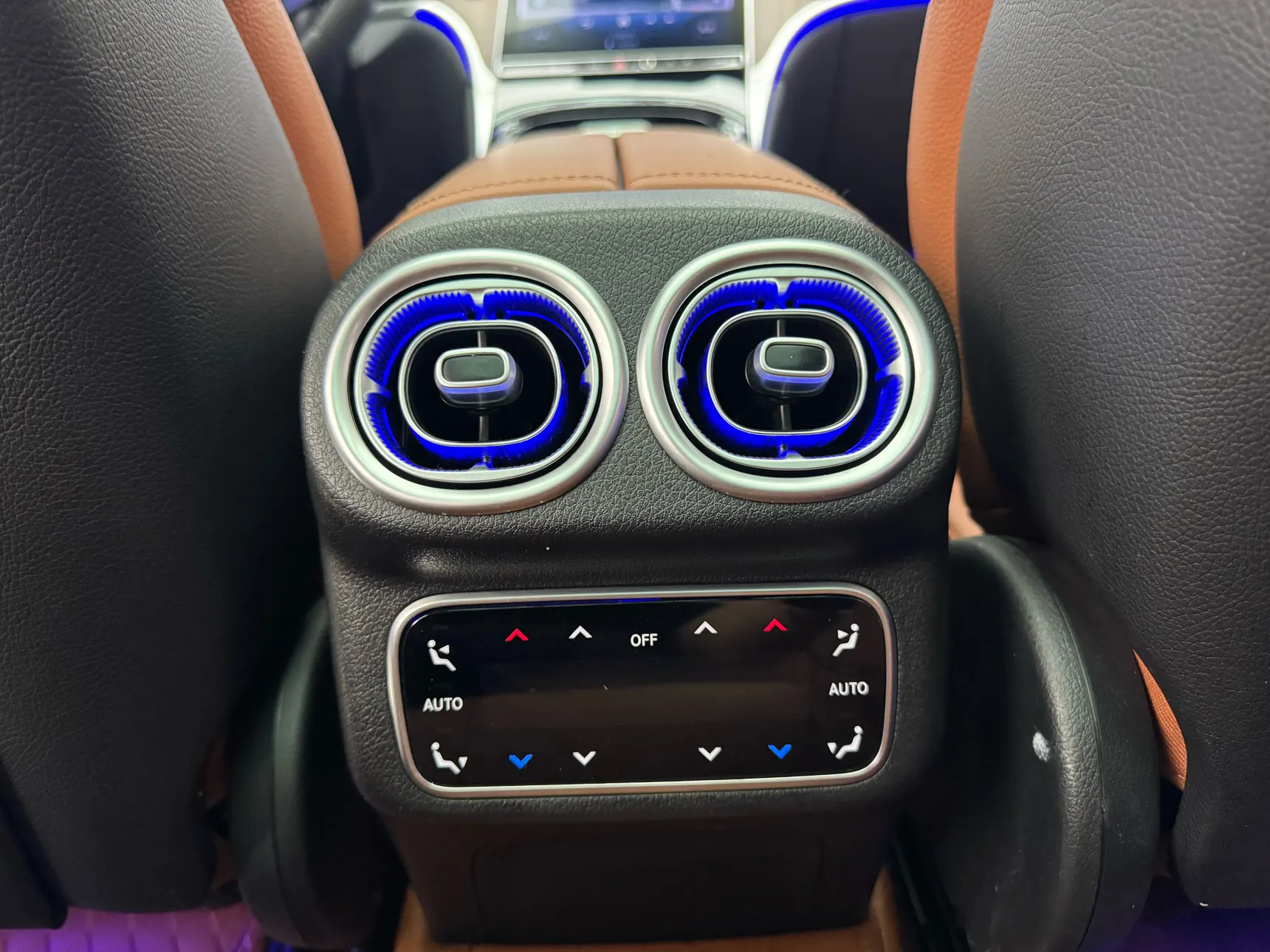 Mercedes-Benz GLC 300 L, 2023 19