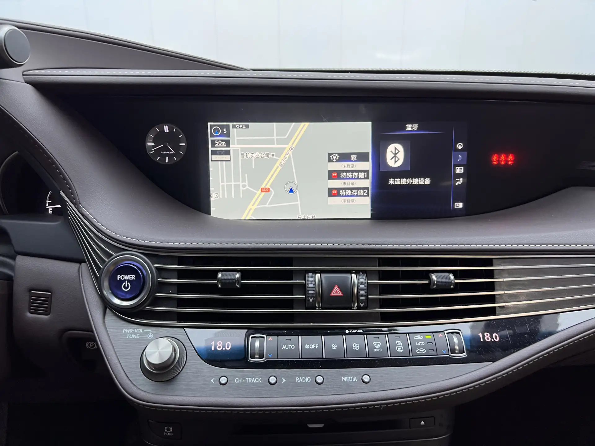 Lexus LS 500h, 2020 25