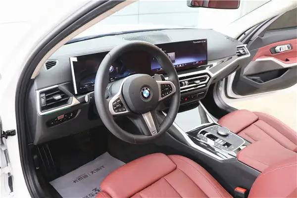 BMW 325Li, 2024 14