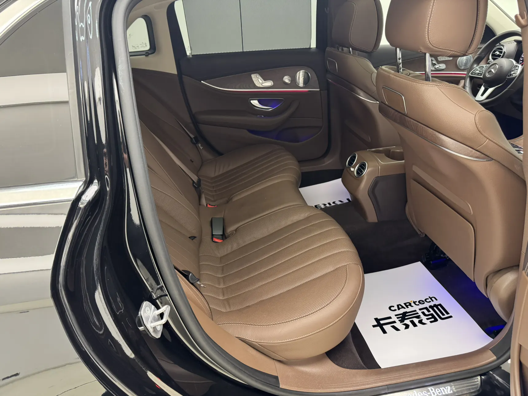 Mercedes-Benz E 300 L, 2020 15