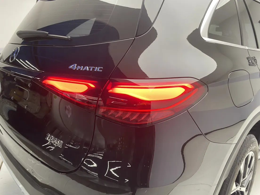 Mercedes-Benz GLC 260 L, 2025 10