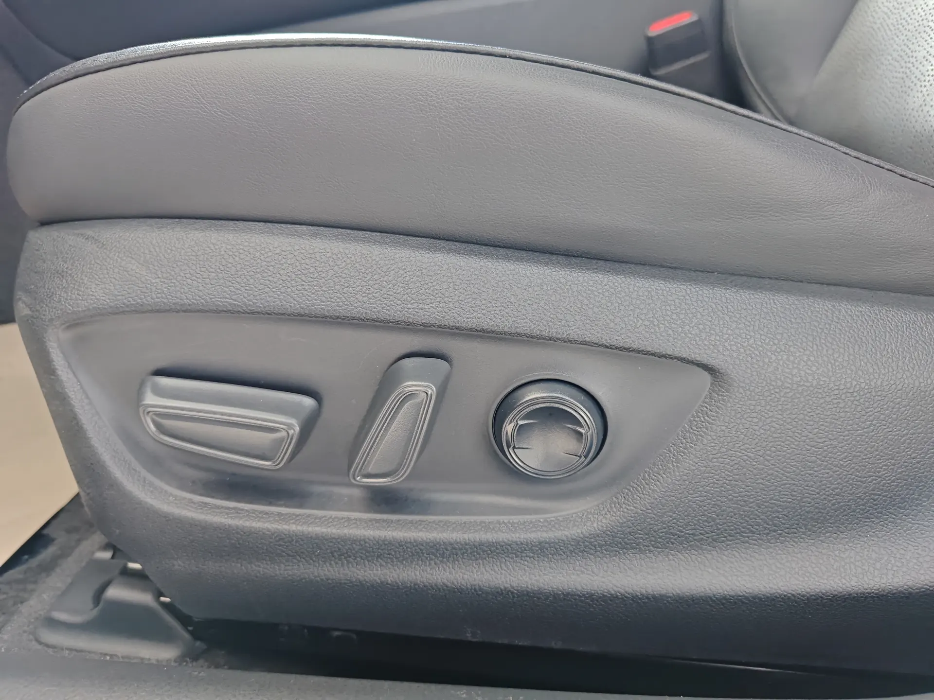 Toyota Avalon, 2023 12