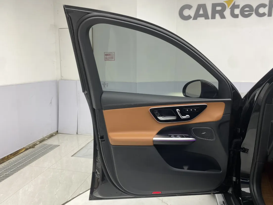Mercedes-Benz GLC 260 L, 2025 16