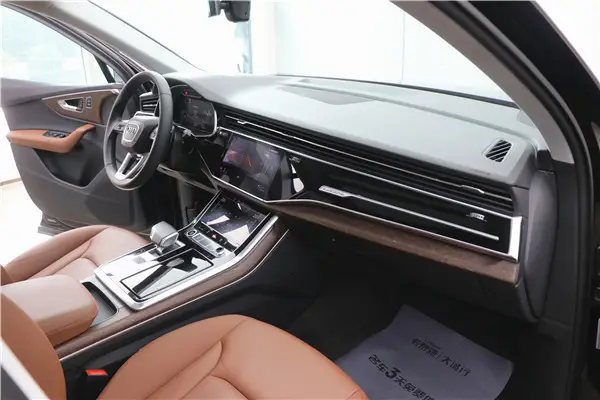 Audi Q7 45 TFSI, 2021 18