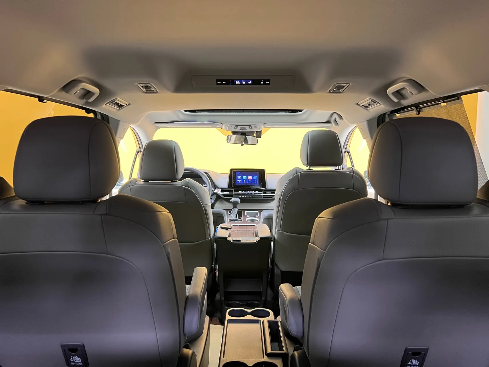 Toyota Granvia, 2024 33