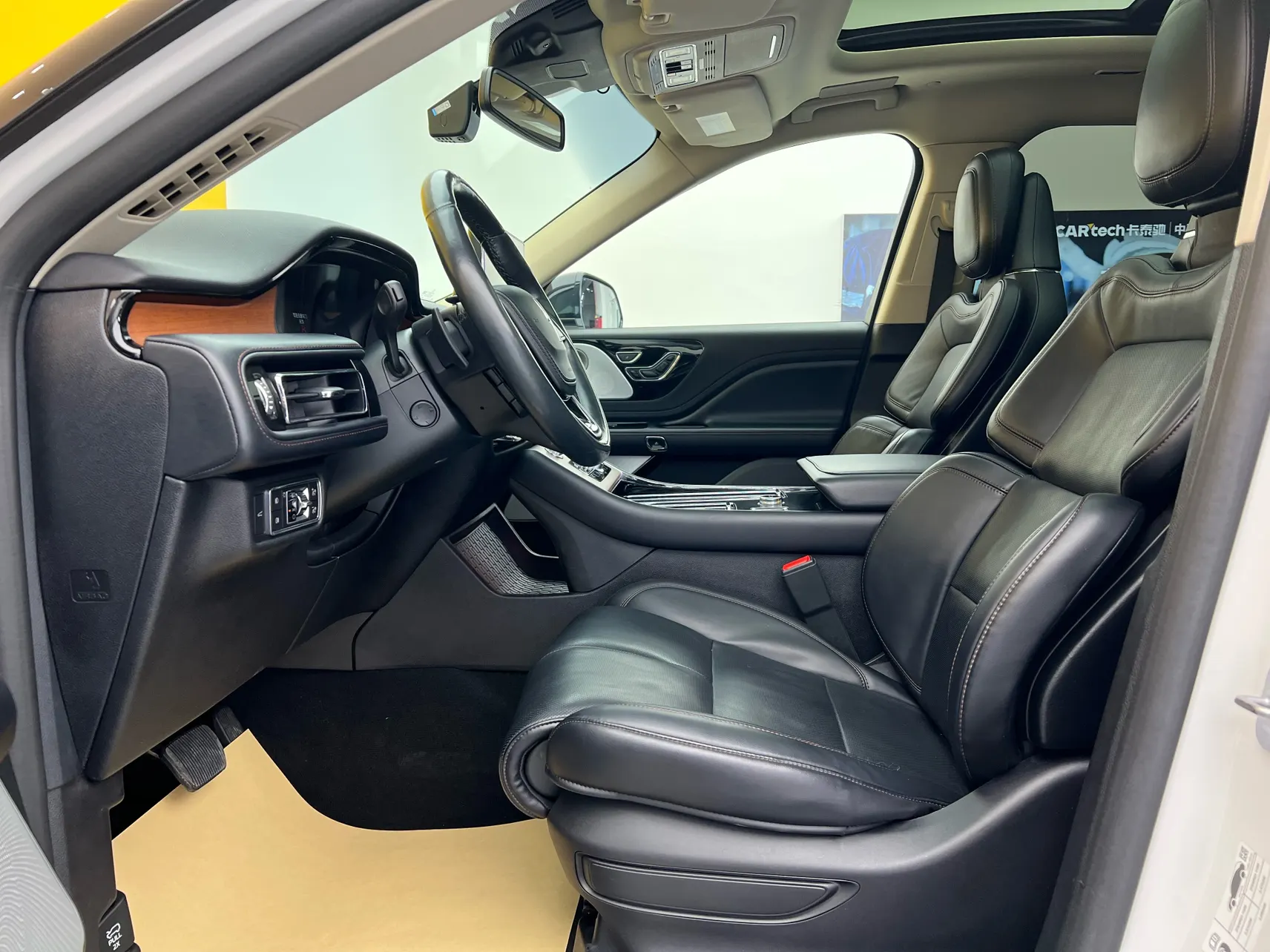 Lincoln Aviator, 2021 18