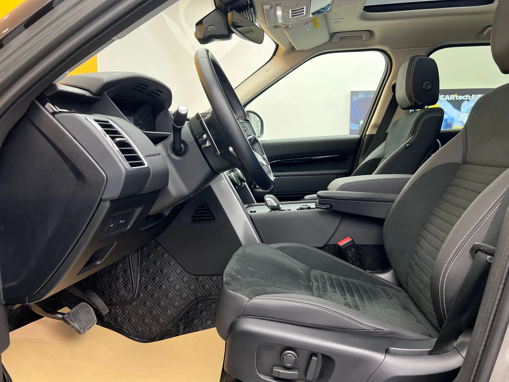 Land Rover Discovery, 2024 18
