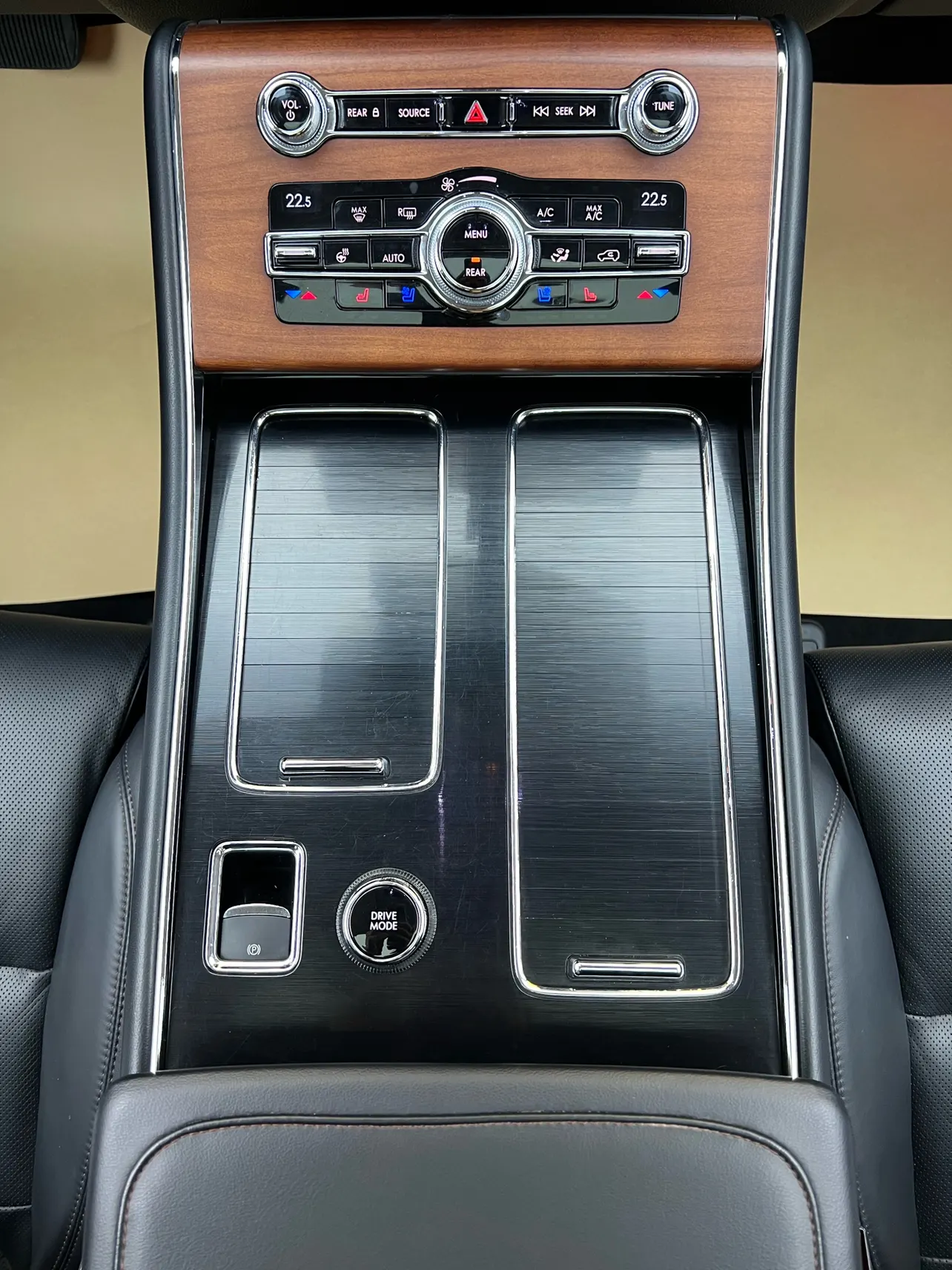 Lincoln Aviator, 2021 31