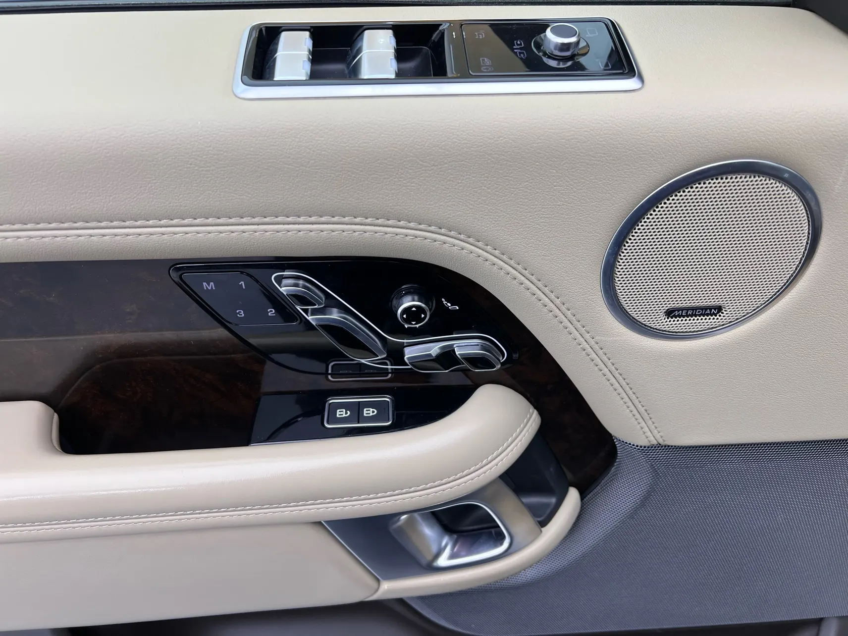 Land Rover Range Rover, 2022 18