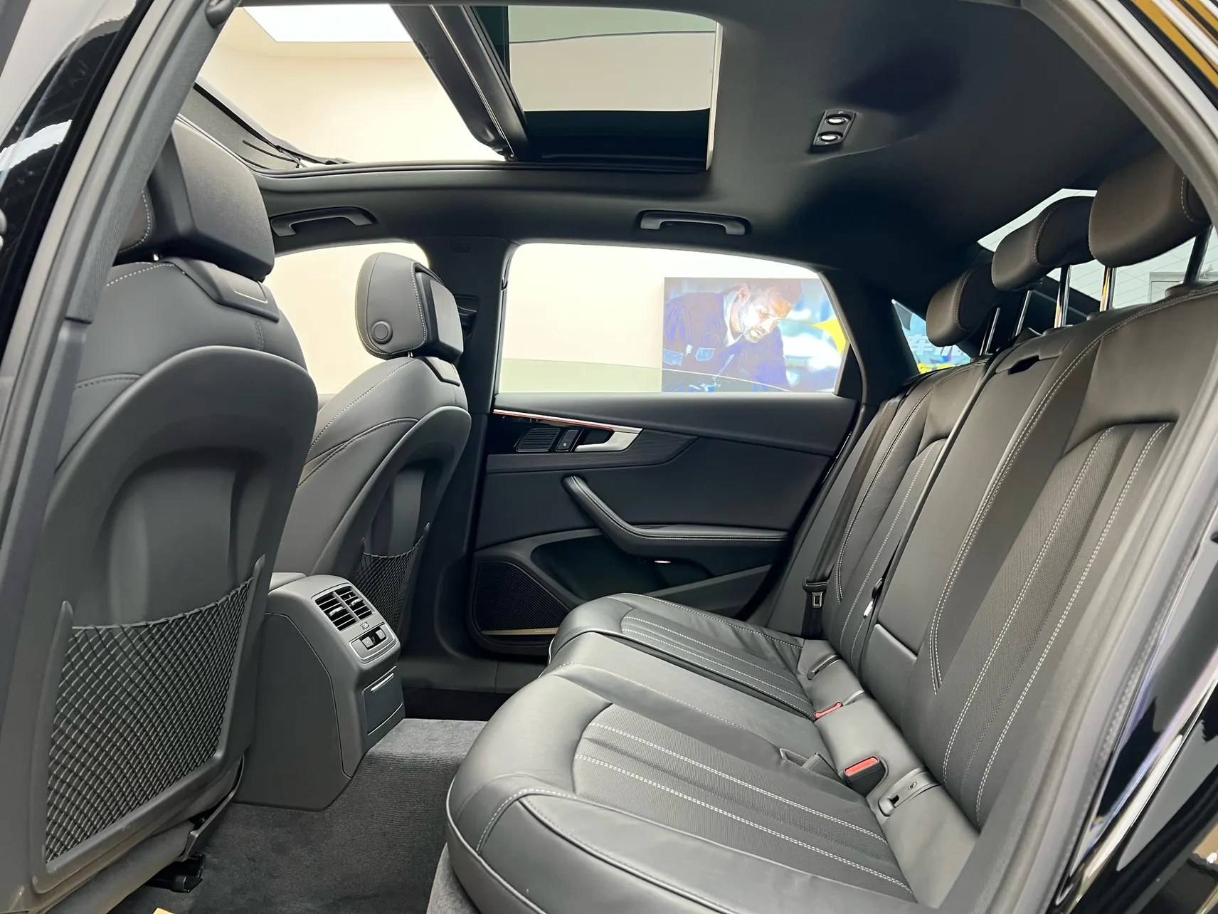 Audi A4L 40 TFSI, 2024 29