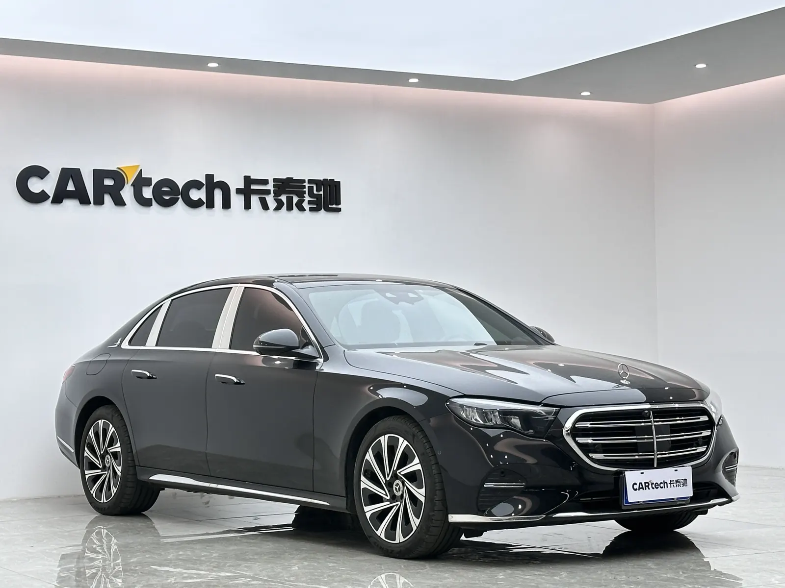 Mercedes-Benz E 300 L, 2025 6