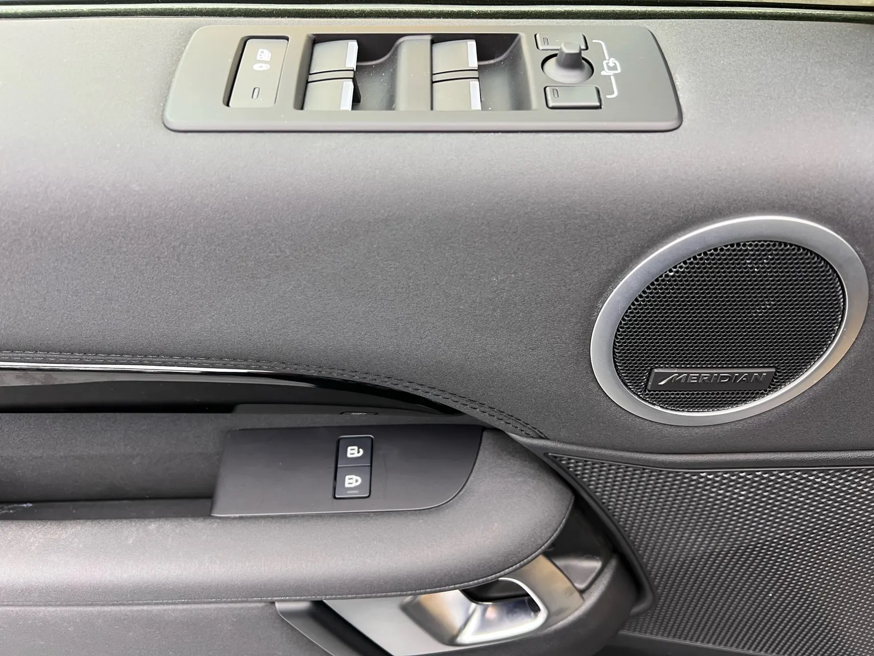 Land Rover Discovery, 2024 17
