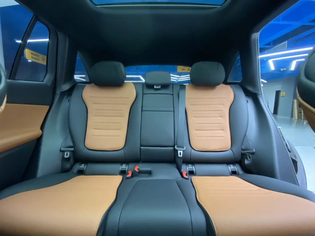 Mercedes-Benz GLC 260 L, 2025 24