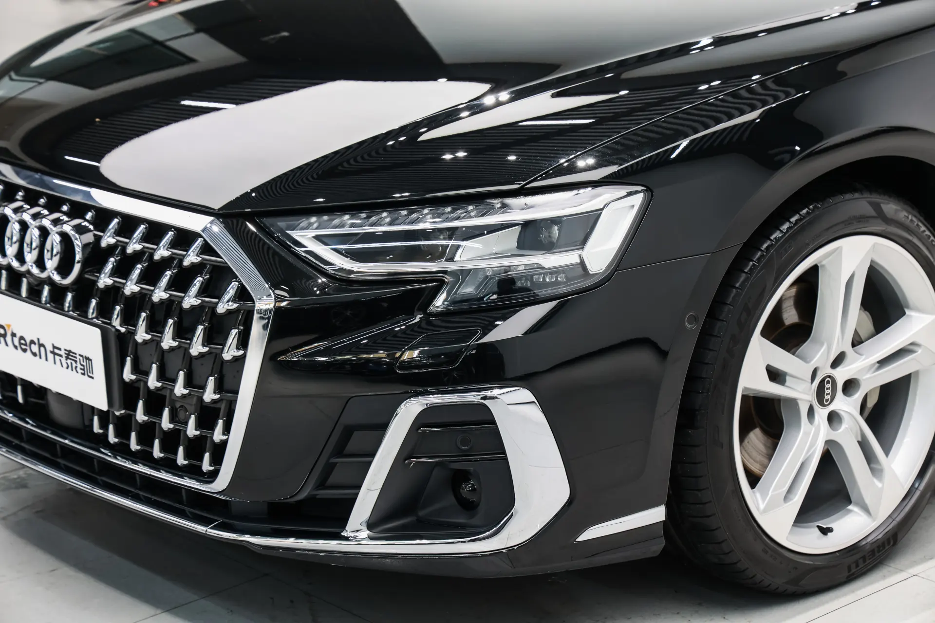 Audi A8L 50 TFSI, 2023 8