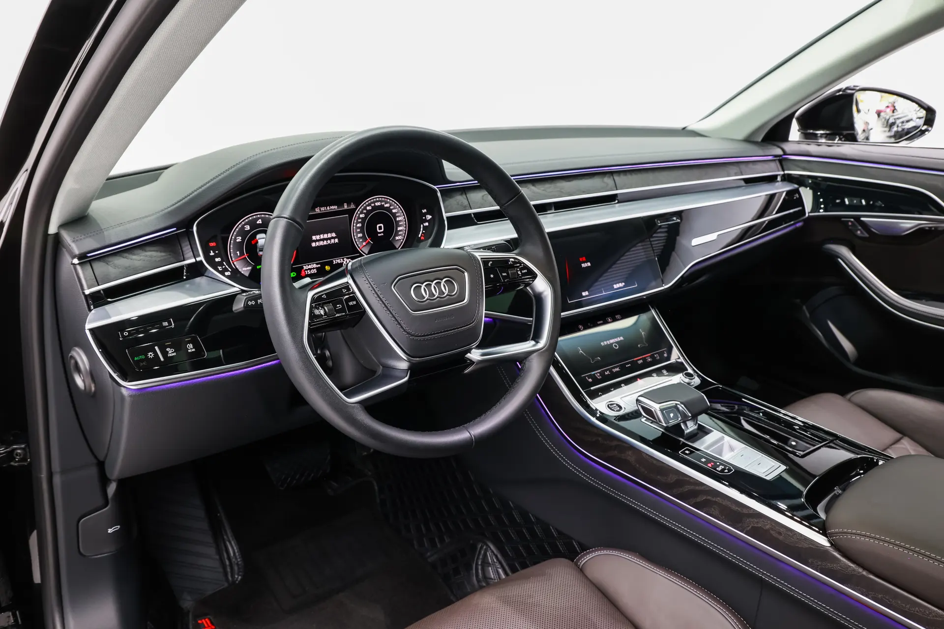 Audi A8L 50 TFSI, 2023 19