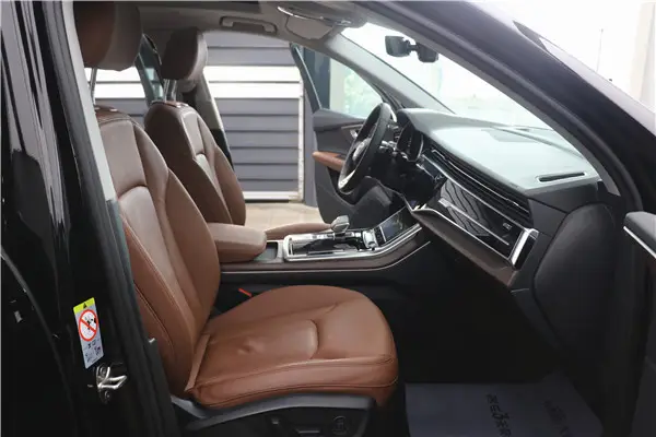 Audi Q7 45 TFSI, 2021 19