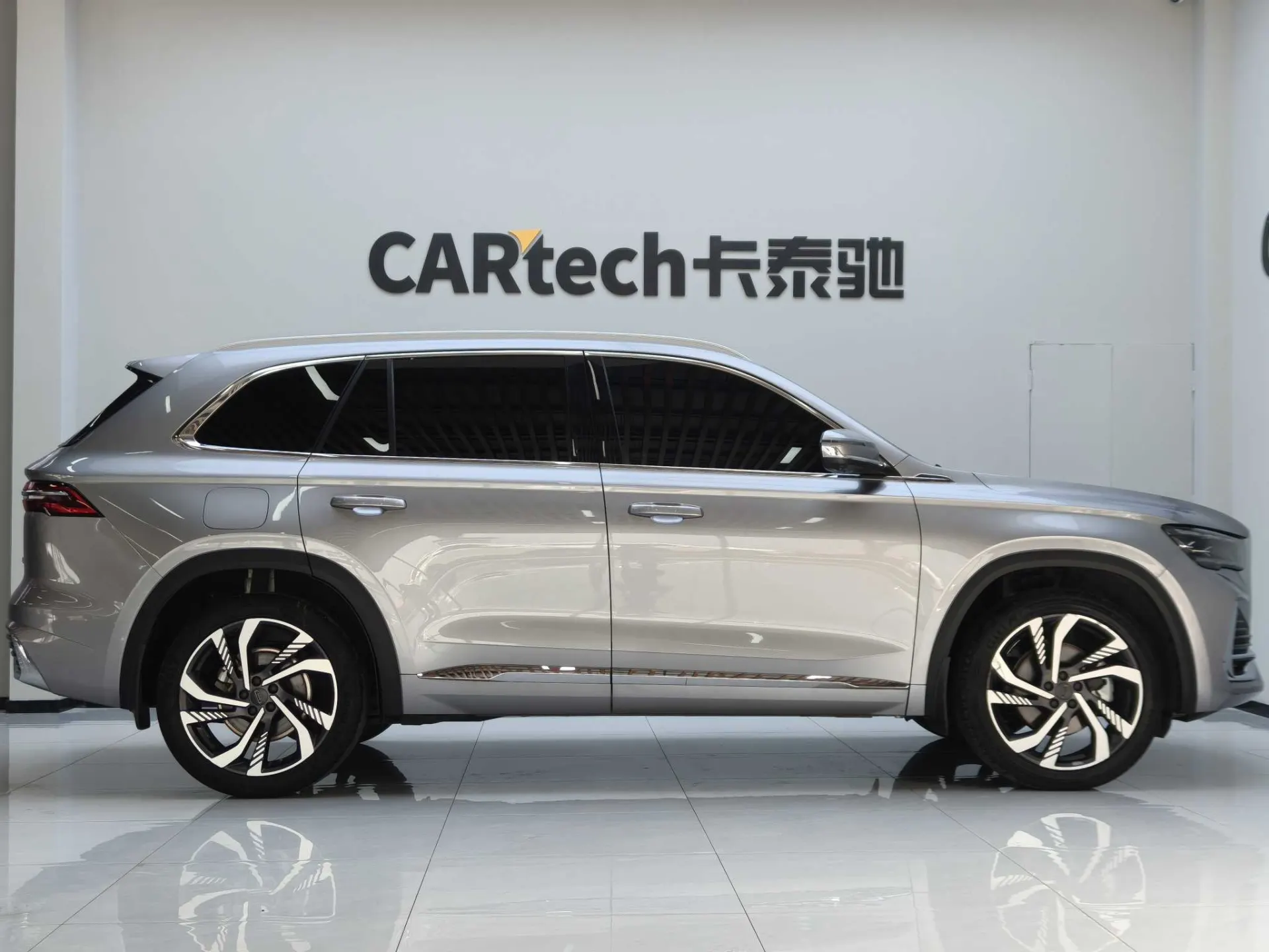 Geely Xingyue L, 2024 8